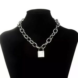 Hardware Chain Choker Necklace